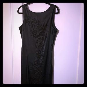 Women’s long formal dress